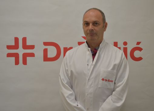Doc dr Vlahović Aleksandar specijalista dečije hirurgije i plastične i rekonstruktivne hirurgije